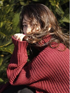 イコール 妙典(equal) 透け感オリーブカラールーズヘアセミウェットウェーブ