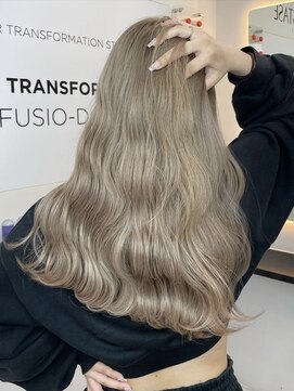 ラピス 渋谷本店(Lapis) ミルクティーベージュ