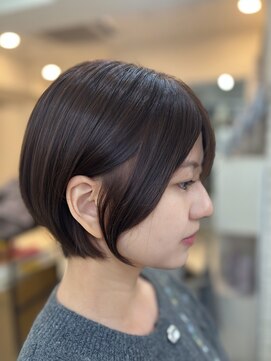 メモリーズ 銀座(Memories) 自然な艶と軽さで、大人可愛い完成ショートボブ。加藤