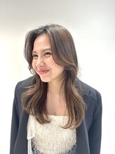 フィッティ 横須賀中央店(fiti) レイヤーカット×くびれ巻き