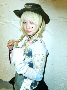 ノラ シブヤ(NORA) ★平成ハッシュカットレイヤーカットウルフカット
