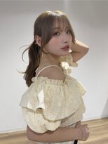 hyon myon/RISEbyREVO 綾瀬店【ヒョンミョン】&nbsp;ハッシュカット/デザインカラー/グレージュ[綾瀬駅/韓国ヘア]
