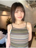ふんわりミディアムレイヤーボブグレージュシースルーバング