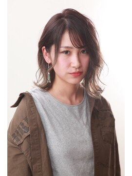 アマネク(AMANEQ by THISCOVER.) 鎖骨ボブ×ナチュラルグラデーション