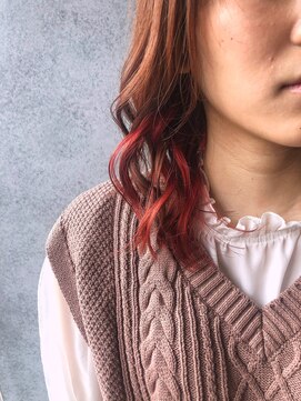 ヘアサロンM 新宿 アプリコットピンク