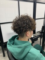 バダス(Badass)&nbsp;プードルパーマ、ツイストスパイラル、波巻きスパイラル