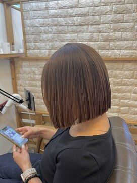 ナルードットエル(nalu.L) ぱつっとボブ