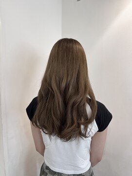 アズーア ヘアーアンドスパ(azure hair&spa) アッシュベージュ/ブリーチ1.5~/横浜/ハイトーン