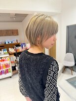 ネイロ 北千住(NeiRo)&nbsp;小顔ショートボブハイライトカラー大人ショートカット白髪ぼかし