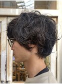 メンズ無造作ミディアムボリュームダウンパーマ