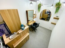 ランタンバイソロン(Rantan by Solon)の雰囲気(【マンツーマン×個室】木目調のウッディな贅沢プライベート空間)