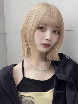 ユーフォリア 渋谷グランデ(Euphoria SHIBUYA GRANDE) ボブレイヤー 韓国ヘア 顔周りレイヤー ベージュカラー ブリーチ