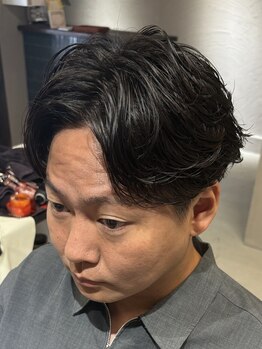 ミオ ゾーン(Mio'' ZONE)の写真/【長瀬駅10分/社会人大歓迎】トレンドのメンズパーマ×清潔感あるスタイルでビジネスシーンにも対応！