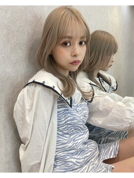 ヴィヴィー 青山表参道店(ViVIE) ワンブリーチでを叶うミルクティーベージュ