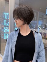 エクリジユウガオカ(equri Jiyugaoka)&nbsp;大人ハンサムショート20代30代40代前下がりショートボブ◎