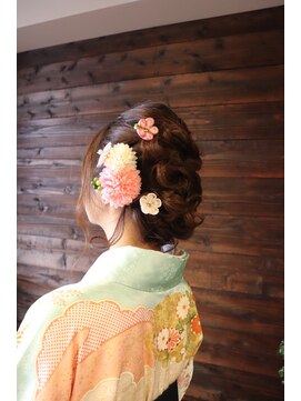 ミックスカール(Mixcurl) 卒業式ヘアアレンジ編み込み