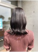 透明感たっぷり暗髪カラー艶々ミディアムボブ