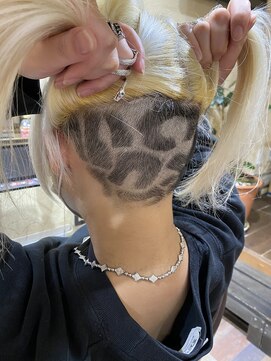 サムブリッジ(SOMEBRIDGE) ☆★ レオパード柄　× バリアート　☆★（SOMEBRIDGE 亀有）