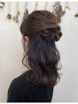 シャンプーボーイ セントラル 博多(SHAMPOO BOY central) 大人可愛いヘアアレンジ♪