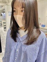 ラベスト キョウト(LOVEST)&nbsp;顔周りを軽く見せるレイヤースタイルにオススメ