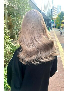 リア 大阪梅田(Ria) ～ミルクティーべージュ～【Ria 大阪 梅田】