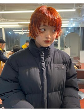 シロ(ciLo) ビビット Orange ×ショートボブ