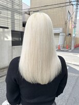 ブリーチダブルカラーホワイトカラーインナーカラー裾カラー艶髪