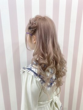 ゴート アミティ(G.O.A.T AMITY) ガーリースタイル/心斎橋/ヘアメ/セットサロン