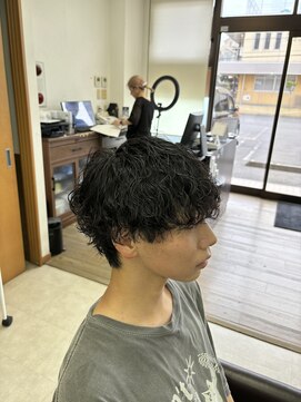 アイズ 東海大前(AIZU) メンズマッシュ波巻きスパイラルパーマ波巻きパーマ