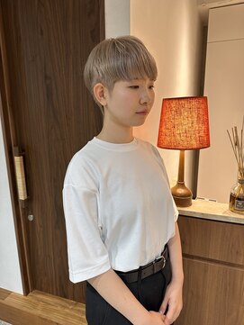 ベンティ(venti) 【VENTI 伊藤】マニッシュショート×ハイトーン