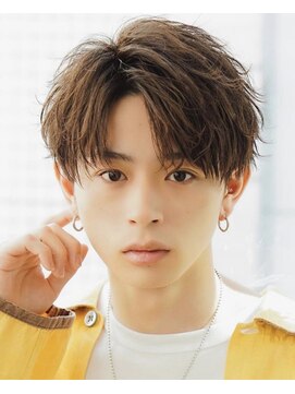 オーシャントーキョー 渋谷神南(OCEAN TOKYO) 韓国ヘアカルマパーマカルマバングセンターパート黒髪ウルフ