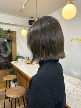 シエン 恵比寿(CIEN) ブリーチなしでできるオリーブベージュ/外はねボブ/ぱつっとボブ