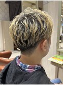 ハイライトカラーメッシュ波巻きパーマツイストスパイラルパーマ