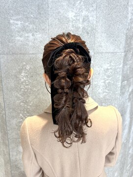 ピークアブー 原宿ハラカド(PEEK-A-BOO) ヘアセット 結婚式ヘア 編み下ろし ポニーテール 原宿ヘアセット