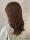 グレージュ×くびれレイヤーミディアム