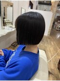 切りっぱなしミニボブ
