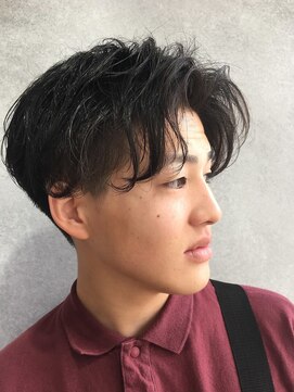 グローバルヘアー バランス(global hair BALANCE) センターパートスタイル