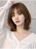 レイヤーカットハッシュカットミディアムレイヤーくびれ巻き