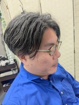バーバーカミバコ 久留米(BARBER KAMIBAKO)&nbsp;ツーブロ　6:4分け長め