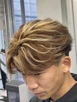 オーバル ジングウマエ(OVARL jingumae) ハイライトフェザーショートセンターパーマ
