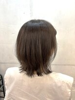 スタンス(stance) くびれヘアでスタイリッシュに♪