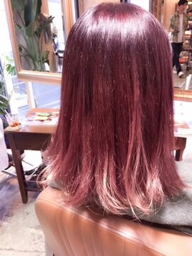 サロンドミルク 原宿(salon de MiLK) チェリーレッドグラデ×切りっぱなしロブ