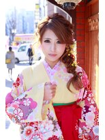 パシャ(Pasha) 卒業式に☆四つ編みゆるふわアレンジ☆