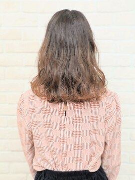 フラココ 荻窪店(hurakoko trico) 小松隼透 ナチュラルグラ 毛先パーマ