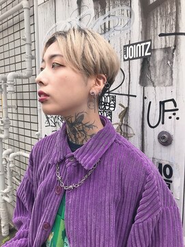 ヴィレッタ(VIRETTA) ブロンド×刈り上げショート