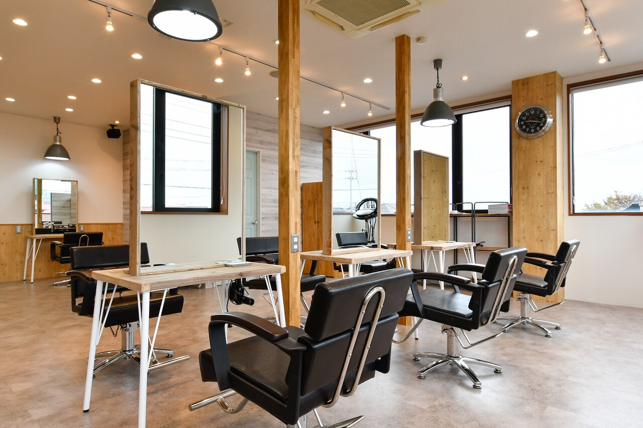アグ ヘアー オーサム 吉田店(Agu hair awesome