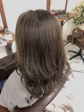 美容室ふうたん マットグレージュ