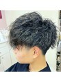 セラヴィ ヘアーサロン&nbsp;普通のマッシュに飽きたらツイストパーマもおすすめ！