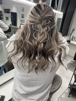 キング 梅田(K!ng)&nbsp;【梅田】ホワイトハイライトハイライトカラー大人ハイライト