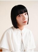 ミディアムヘア/斜めバング/グレージュカラー/新宿駅